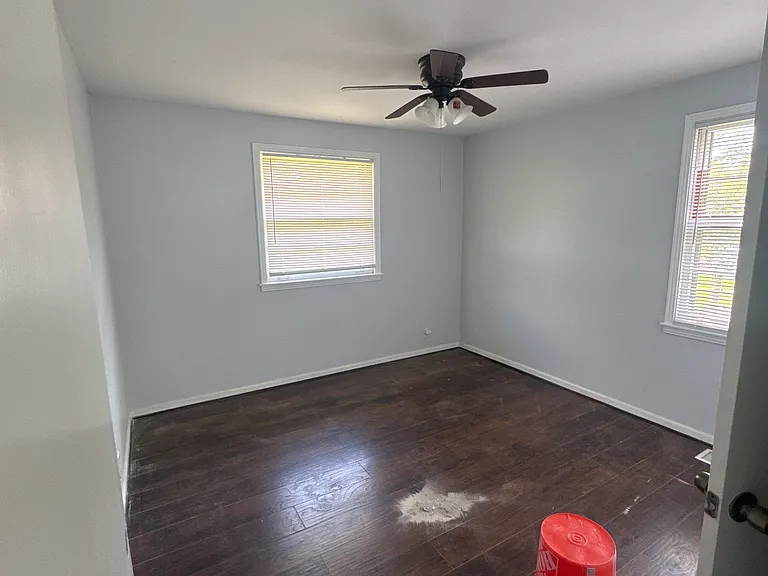1006 Mitchell St — Photo 8