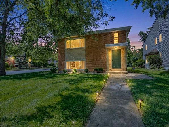 27W180 Cooley Ave APT 1