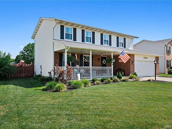 2nd image of 874 Autumn Ct