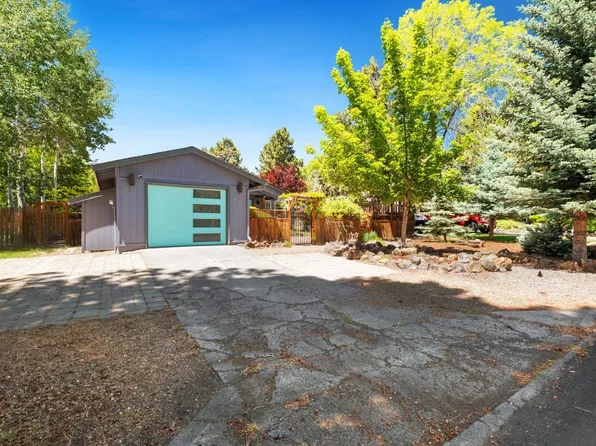 2849 NE Lotno Dr, Bend, OR 97701