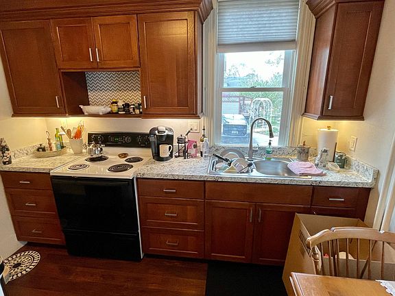 4th image of 514 W Wisconsin Ave #2
