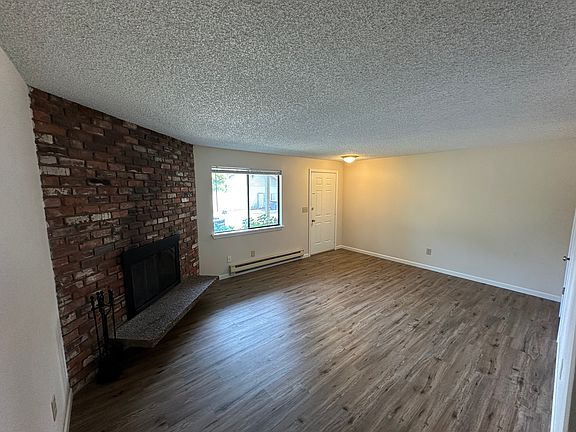 4th image of 12813 109th Avenue Ct E APT A