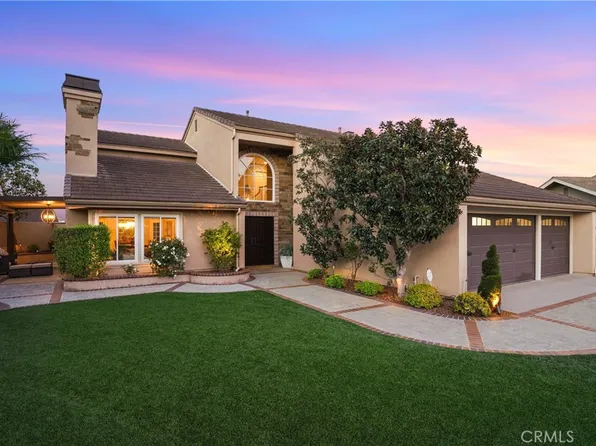 17502 Tuscan Cir, Huntington Beach, CA 92649