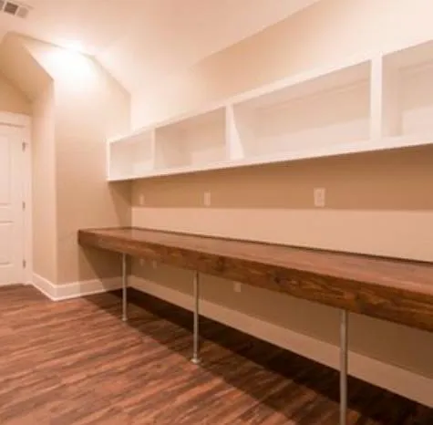 282 Mobile Ave — Photo 17