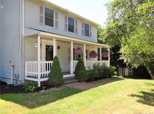 204 Old Salem Rd, Norwich, CT 06360