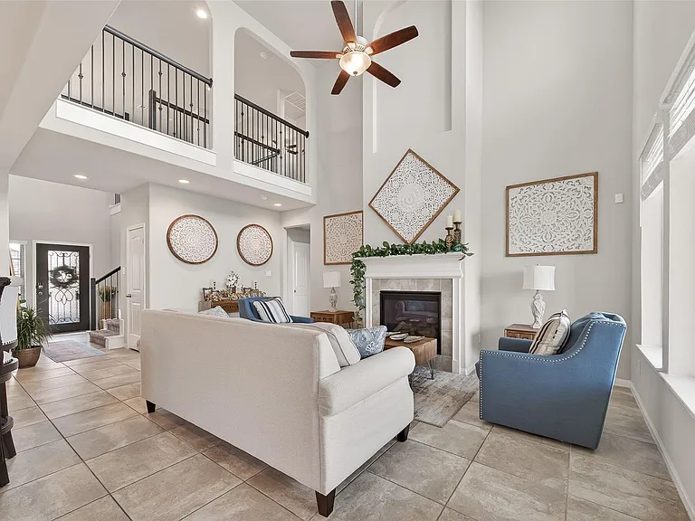 3723 Lake Varano Cir — Photo 8