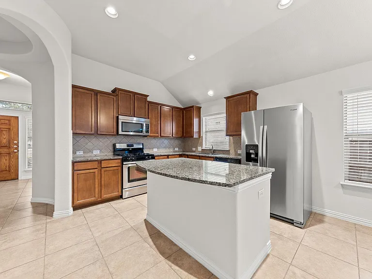 411 Tascate St — Photo 13
