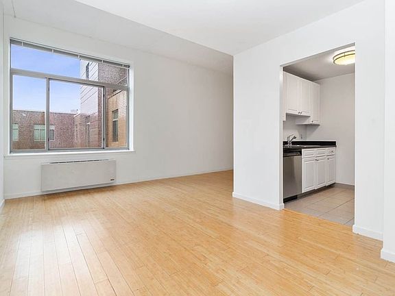 3rd image of 1955 1st Ave APT 525