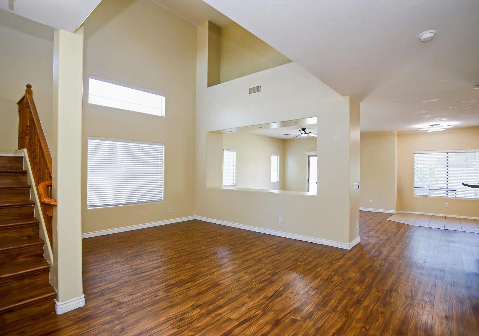 4 bed, 3.0 bath, 2053 sqft, $2,650 — Photo 4