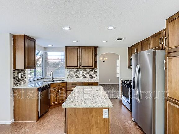 5th image of 4817 Foxwarren Ct