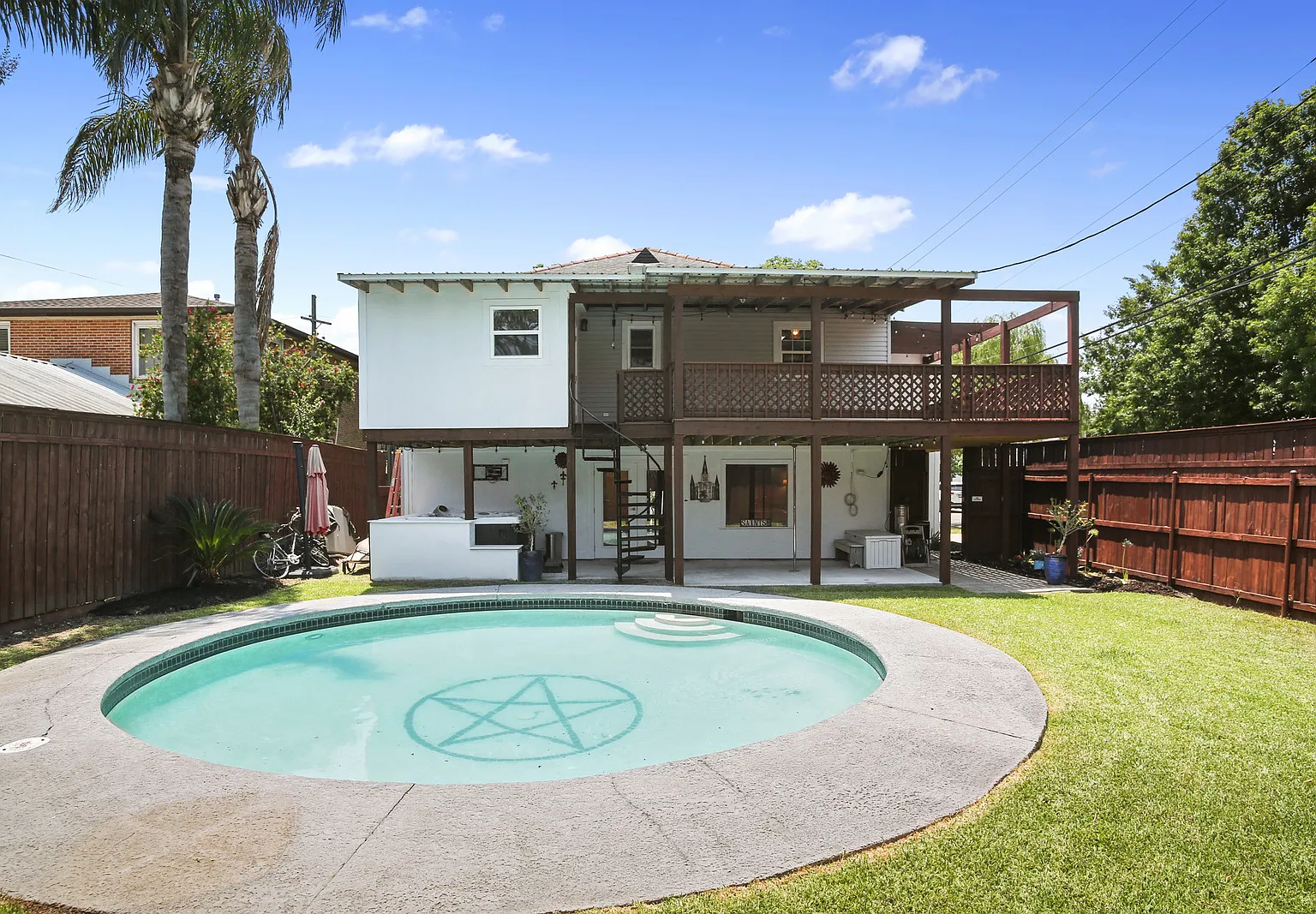 5869 Colbert St — Photo 4