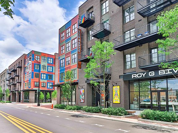 2nd image of 431 W Rich St #216