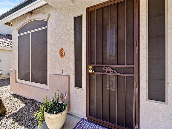 4th image of 8757 W FRIER Drive