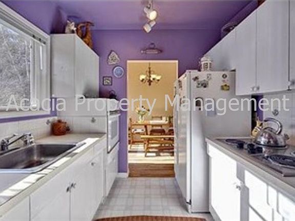 4th image of 16235 SE 9th St