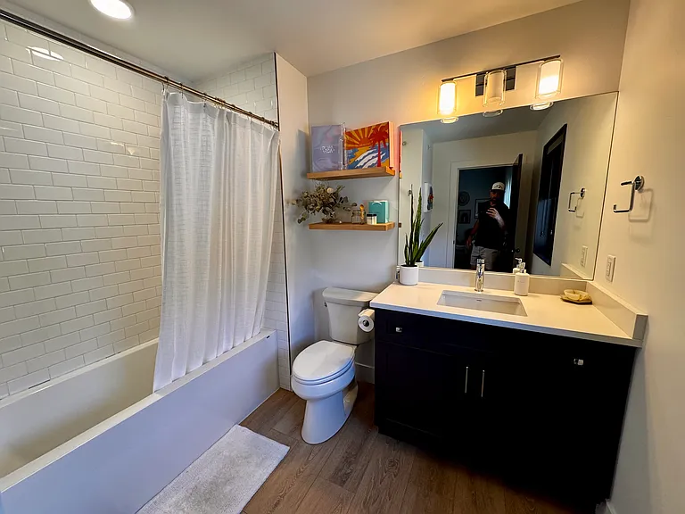 311 W Peach St #2 — Photo 8