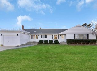 3070 Bay Shore Rd, Greenport, NY 11944