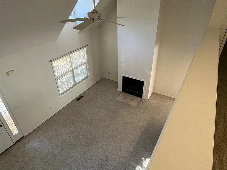 921 S Talbot St #C — Photo 10