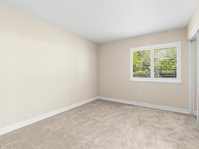 12304 Dormouse Rd — Photo 34