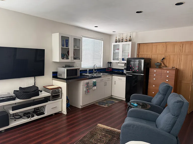 5220 La Jolla Blvd — Photo 6