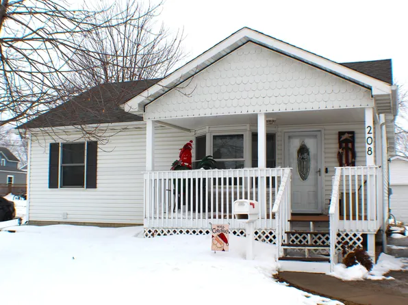 208 N Main St, Madrid, IA 50156