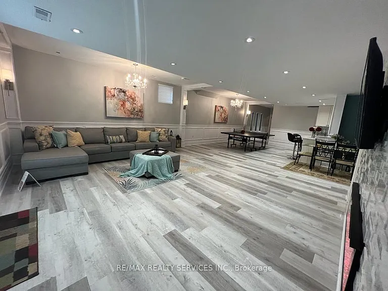20 Malaspina Close #BASEMENT — Photo 1
