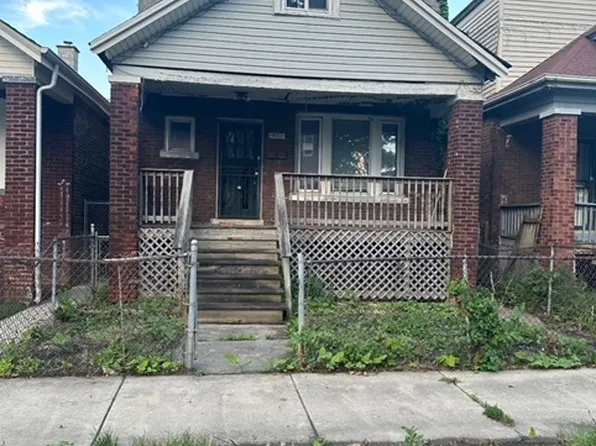 9157 S Ellis Ave, Chicago, IL 60619