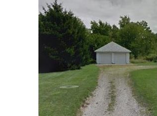 7591 York Rd, Parma, OH 44130