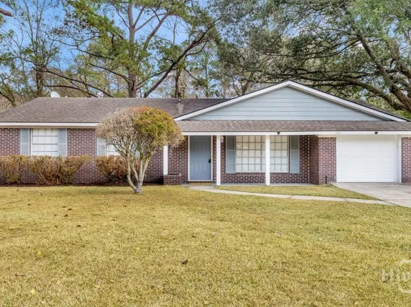 21 Canterbury Circle, Savannah, GA 31419