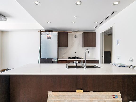 4th image of 1011 Cordova St W #2705