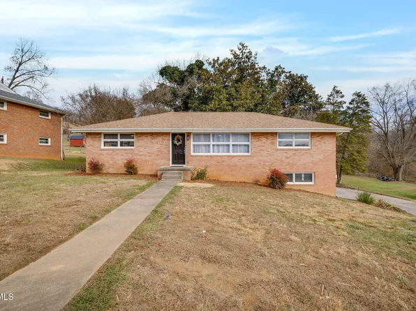 131 Deadrick Dr, Kingsport, TN 37663