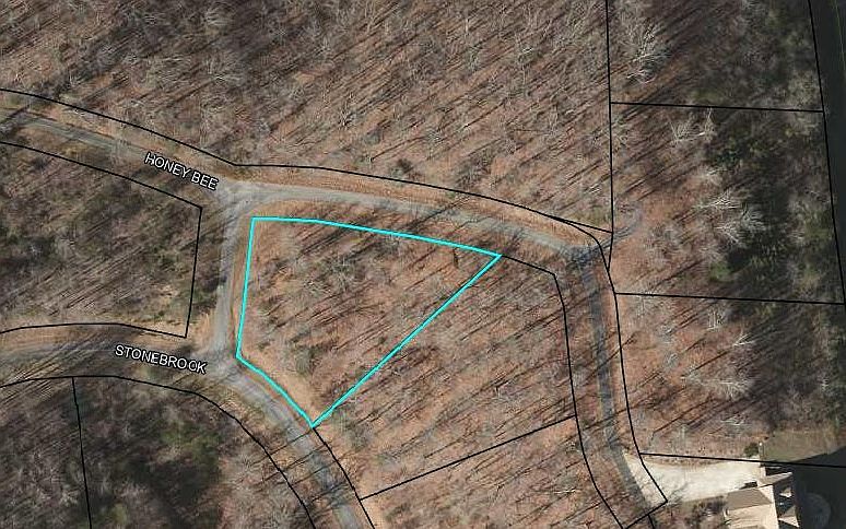 1st image of 31 Shallow Creek Cir