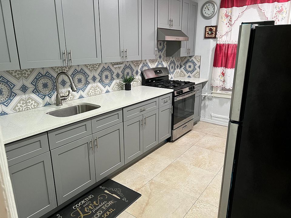 1st image of 108-11 Jamaica Ave Floor 2