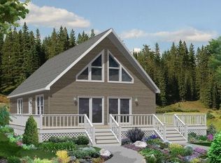 Breton Ln, Fort Edward, NY 12828