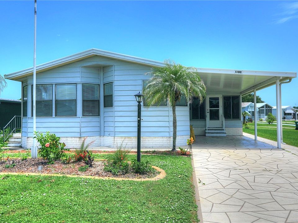 1st image of 1300 Barefoot Cir