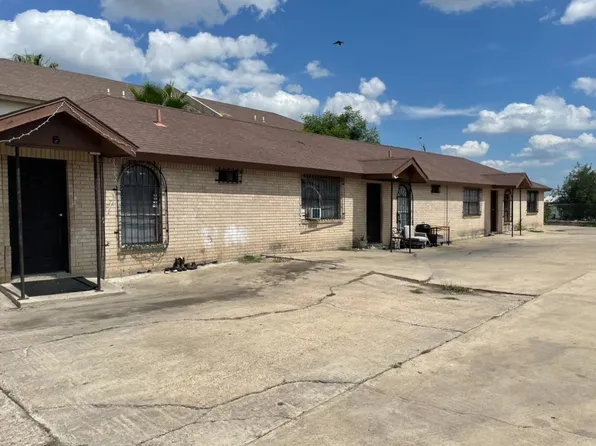 3105 Market St, Laredo, TX 78043