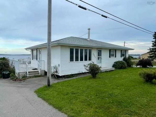 2833 Highway 255, Pt Morien, NS B1B 1V9