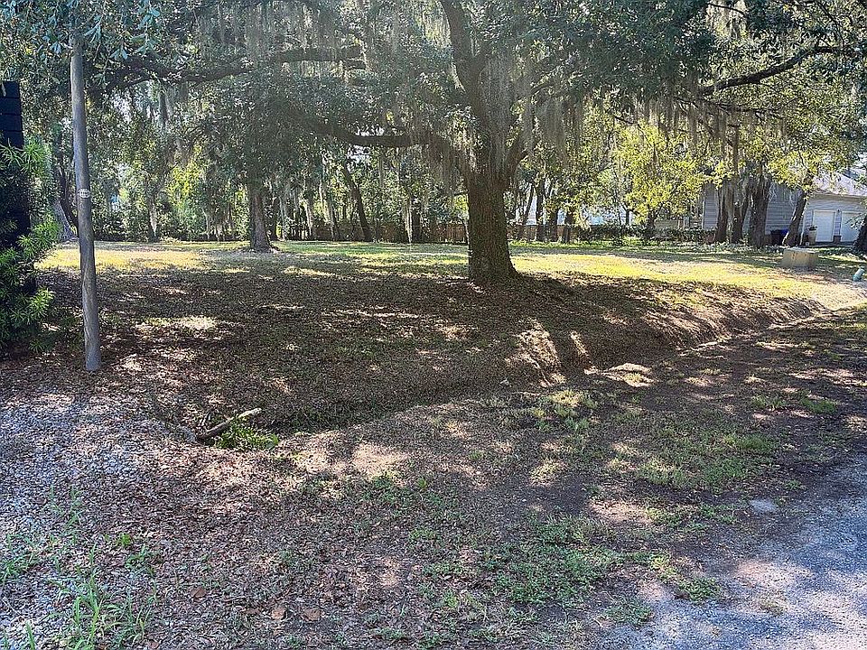 2nd image of 4633 Sunny Ln