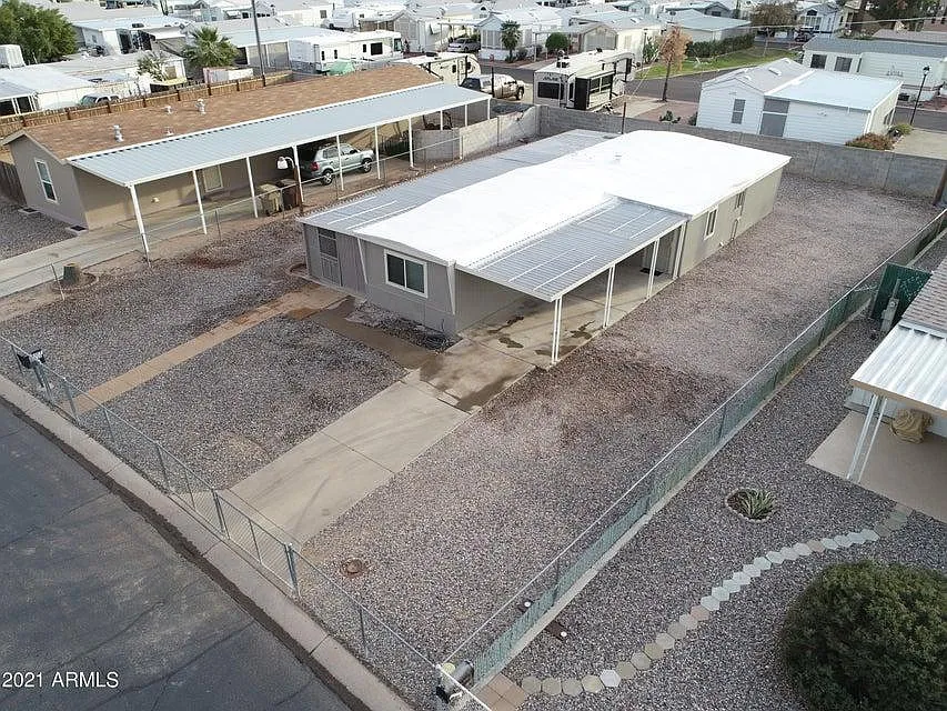 2 bed, 1069 sqft, $1,550 — Photo 3