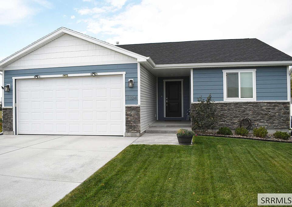 1st image of 1324 Stone Dr