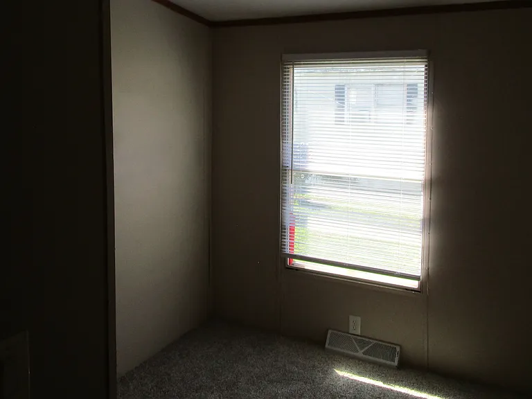 Pavilion Estates — Photo 18