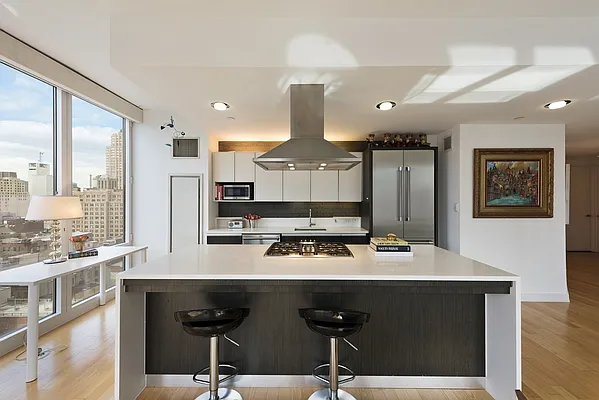 Sold by Nest Seekers International | media 3