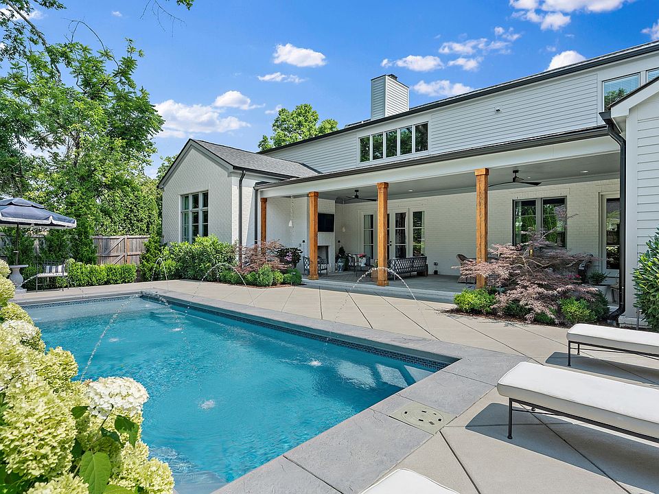 1st image of 2825 Sugartree Rd