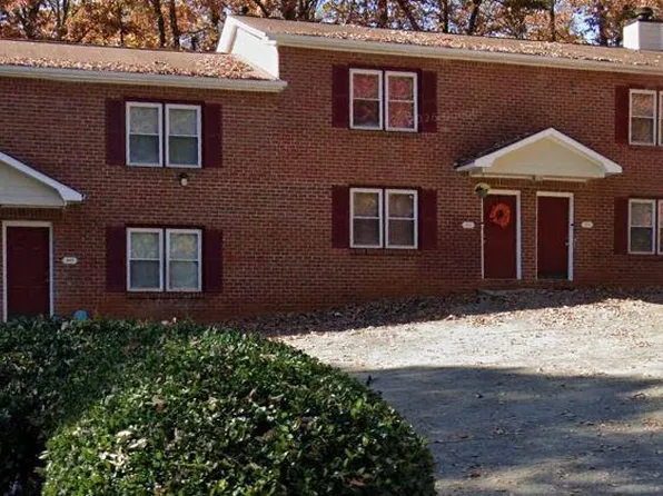 3046 Spruce Cir, Snellville, GA 30078