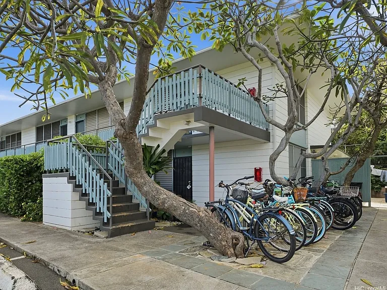 3824 Leahi Ave #111 — Photo 29