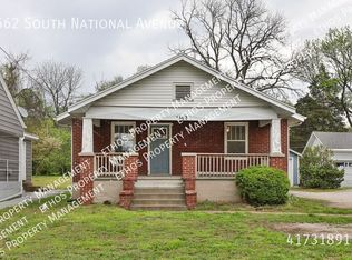 1562 S National Ave, Springfield, MO 65804