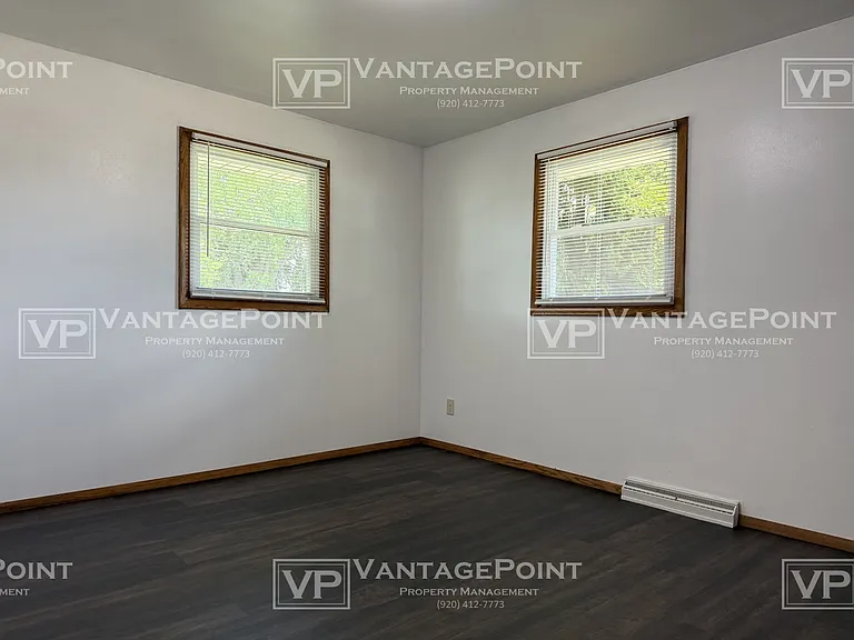 501 Tampa Way — Photo 17