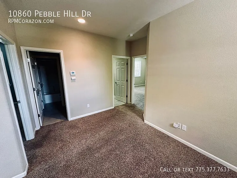 10860 Pebble Hill Dr — Photo 31