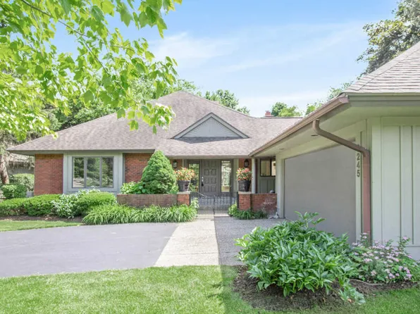 6245 Heathmoor Ct SE, Grand Rapids, MI 49546