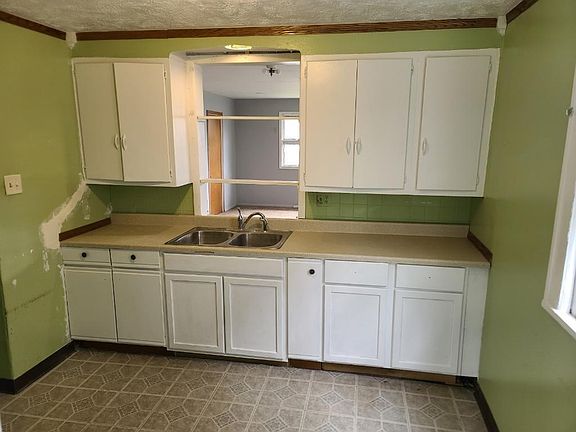 5th image of 1006 Lawndale Ave #1