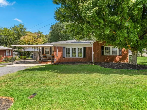 407 Beckner St, Lexington, NC 27292